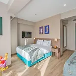 Taximist Hotel 3*
