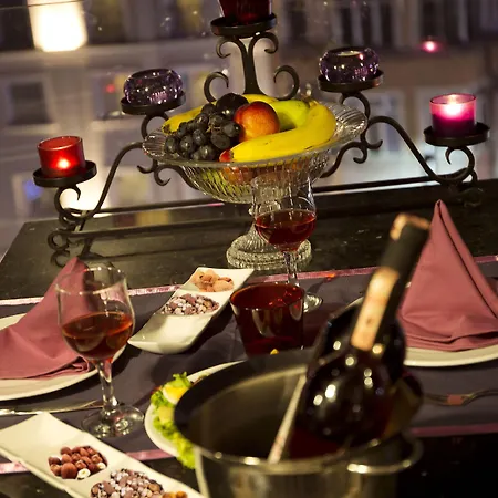 تاكسيميست فندق اسطنبول