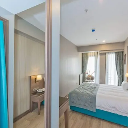 تاكسيميست 3*