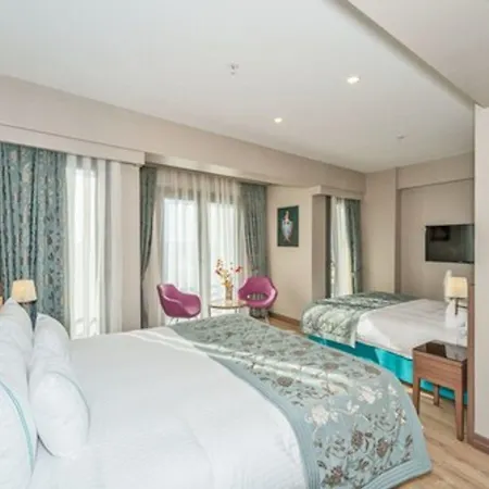 تاكسيميست 3*