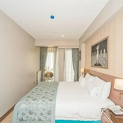 تاكسيميست 3*